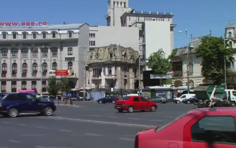 Lucrarile la Casa Nanu-Muscel, din curtea ASE, au fost oprite. Ministrul culturii a cerut politiei sa inchida santierul