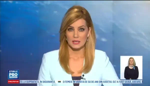 Un cal cazut intr-un sant plin cu apa a dat batai de cap pompierilor din Cluj. Proprietarul animalului n-a observat capcana