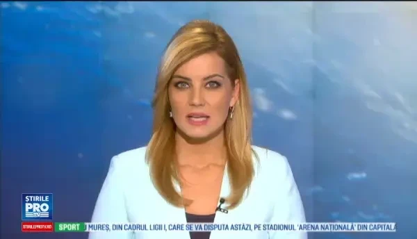 Acoperisul unui bloc, smuls in timpul unei furtuni. Localnicii au intrat in panica la vederea imaginilor