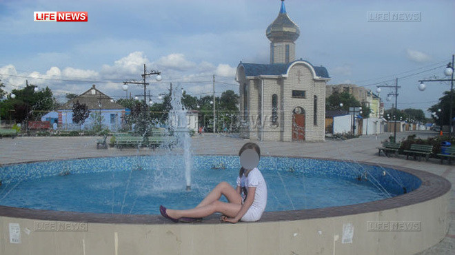 Doua adolescente din Rusia, gasite moarte langa blocul unde locuiau. Mesajul lasat in urma de una dintre fete