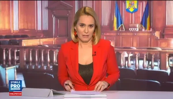 Nou termen in Dosarul Rovinari Turceni. In sala de judecata, Victor Ponta s-a apucat sa se uite la seriale pe tableta