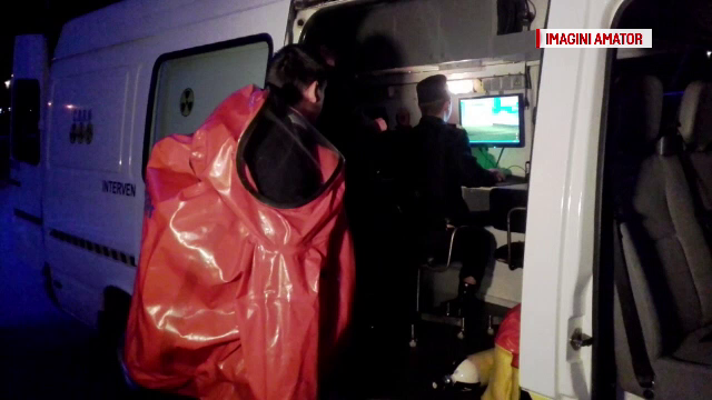 O cisterna cu 40 de tone de acid sulfuric s-a rasturnat langa Campina si a luat foc. Zona, izolata pe o raza de 1 km