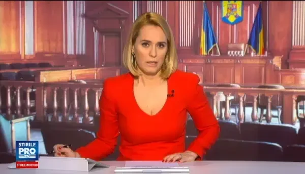 Educatoarea filmata in timp ce batea mai multi copii, cercetata in libertate. I-a spus judecatorului ca iubeste copiii