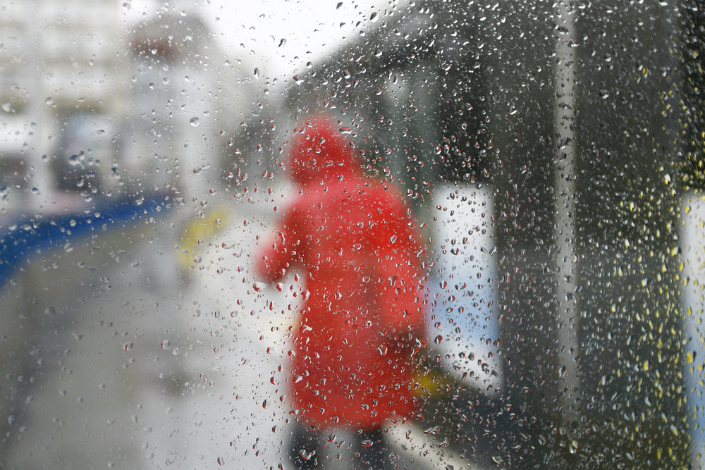 Avertizare meteo de ploi si instabilitate la nivelul intregii tari. Cum va arata vremea in urmatoarele 3 zile