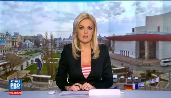 Sute de colegi, studenti si admiratori si-au luat ramas bun de la Mircea Albulescu. Va ramane unicat in istoria teatrului