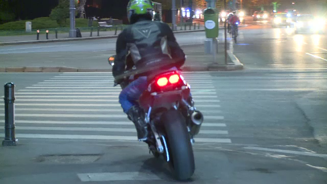 Locul de intalnire al motociclistilor din Capitala. Motivul pentru care localnicii le cer autoritatilor sa ia masuri