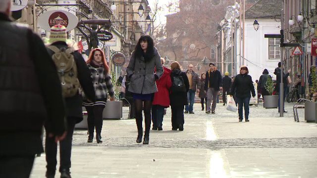 Cine sunt cei 110.000 de straini care s-au stabilit in Romania. Solicitarile de azil au crescut in 2016 in randul migrantilor