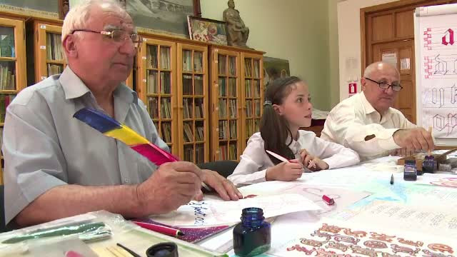 Cursul care incearca sa repare ce au stricat tastatura si telefonul. Este gratuit, iar la final primiti diploma