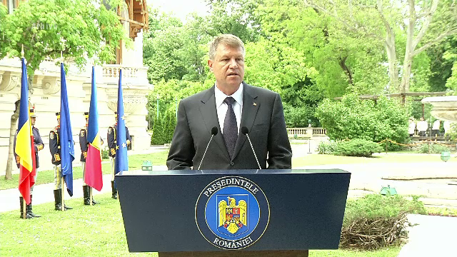 Administratia Prezidentiala a cheltuit o treime din bugetul sau pe 2016. Cat au costat vizitele lui Iohannis in afara tarii