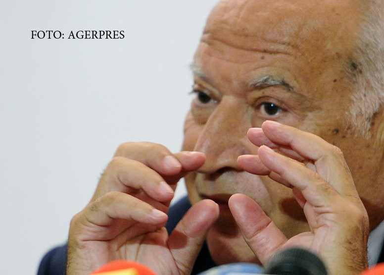 Dan Voiculescu nu va petrece sarbatorile in libertate. Ce au gasit procurorii in cartile publicate din penitenciar