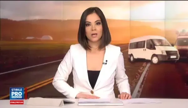 Plan ROSU de interventie pe autostrada A1. Un microbuz s-a rasturnat si 9 persoane au fost ranite, printre care 5 copii