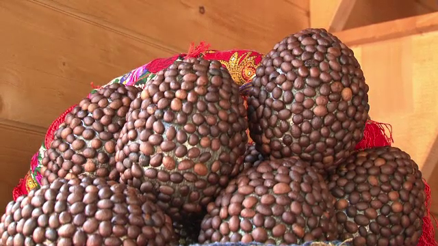 Idei de cadouri pentru Paste. Ouale cu aroma de cafea, senzatia unui targ organizat in centrul istoric din Bistrita