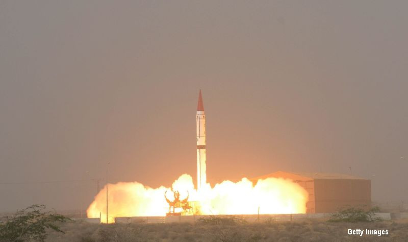 Cum vrea Coreea de Nord sa sarbatoreasca ziua de nastere a fondatorului tarii. Rachetele balistice sunt deja pregatite