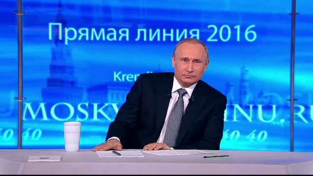 Cand o va prezenta Vladimir Putin pe prima doamna a Rusiei. Intrebarea care l-a pus in dificultate pe presedintele rus