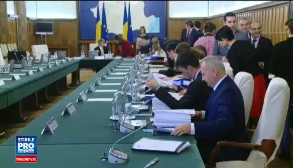 Se schimba ministrul, dar problemele raman. Negocierile privind salariile bugetarilor se reiau saptamana viitoare