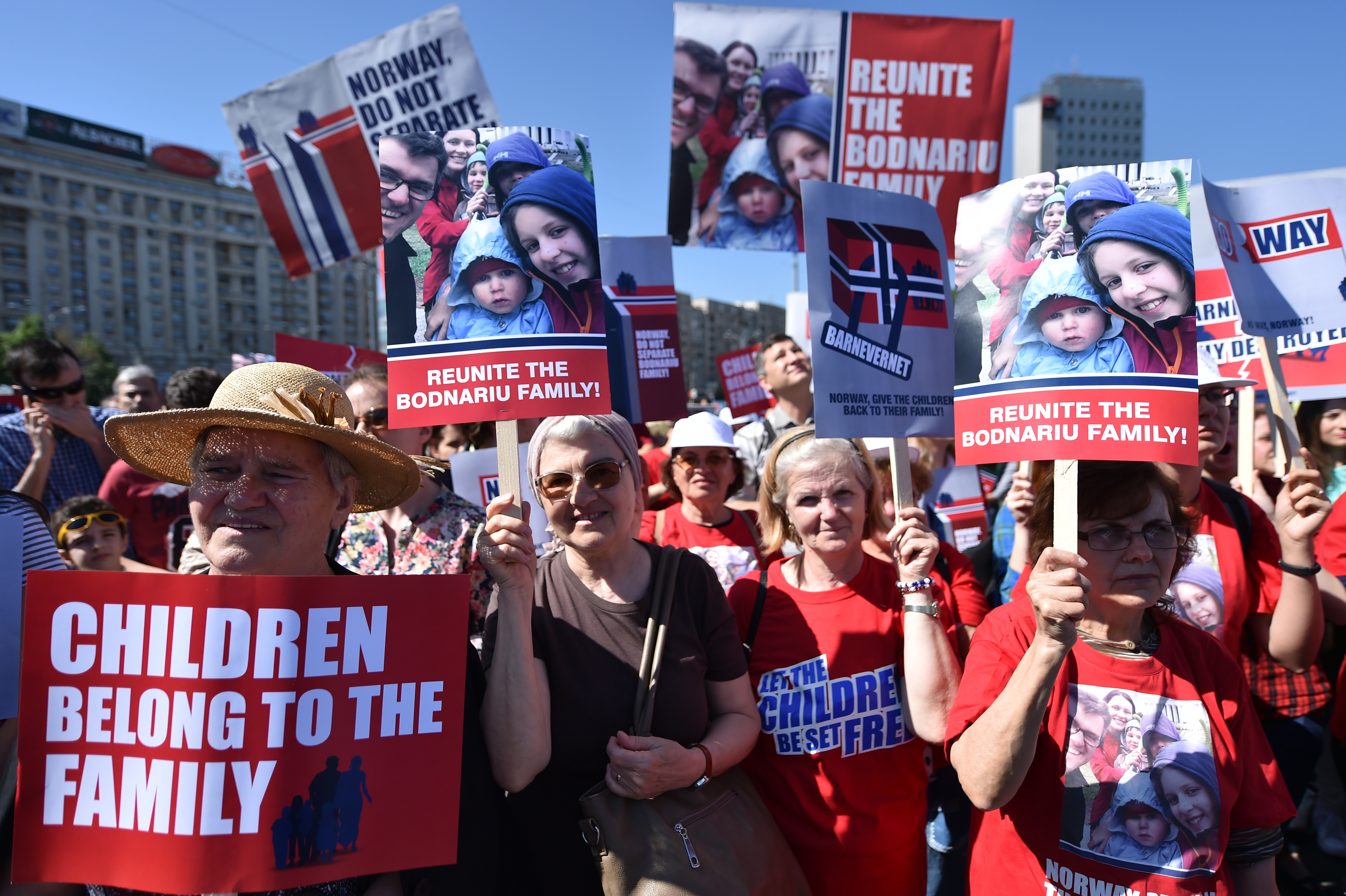 sotii Bodnariu protest