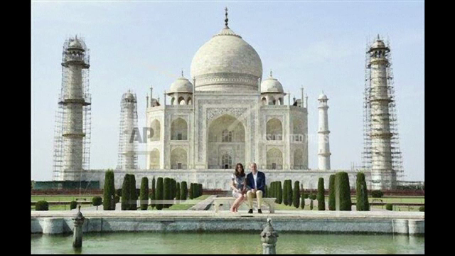 Printul William si Kate s-au pozat in acelasi loc unde s-a fotografiat si Diana, acum 24 de ani. Istoria unei imagini simbol