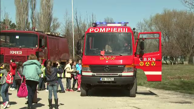 "Scoala este altfel" pentru elevi, in aceasta saptamana. Activitatile pregatite de Ministerul de Interne
