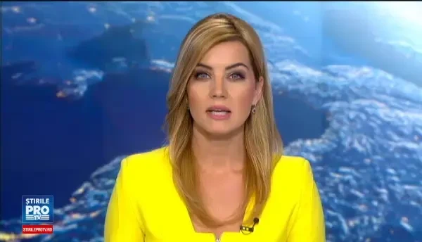 Din cauza vitezei, a cazut de pe pod pe sina de cale ferata. Ce s-a intamplat cand masina a atins liniile de inalta tensiune