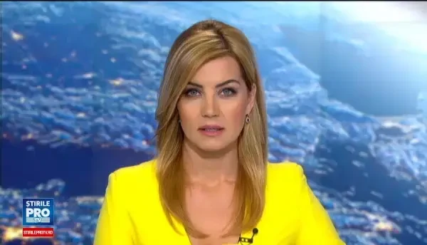 200 de profesori au cerut in strada salarii mai mari. Dupa 30 de ani de munca, eu castig 2.000 de lei