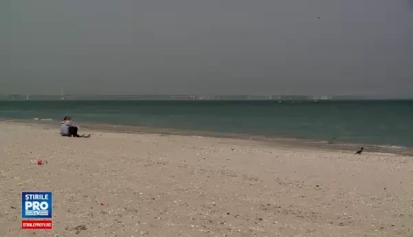 Fenomen rar pe litoral, in cea mai calda zi din 2016. La ce riscuri suntem expusi marti, cand temperaturile scad drastic