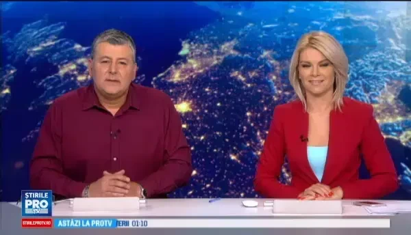 A vrut sa se fotografieze pe camila, iar ceea ce a urmat a declansat hohote de ras. Gestul neasteptat facut de animal