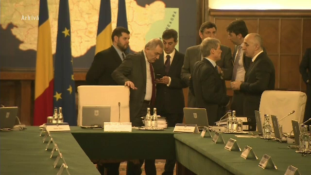 Cum a ajuns Vasile Dincu sa aiba un salariu mai mare decat Dacian Ciolos. LISTA salariilor marilor demnitari