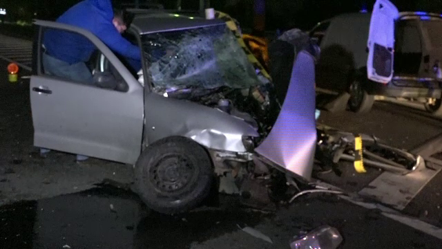 Accident grav provocat, in Maramures, de manevra periculoasa a unui sofer. Un tanar a murit, iar sase persoane au fost ranite