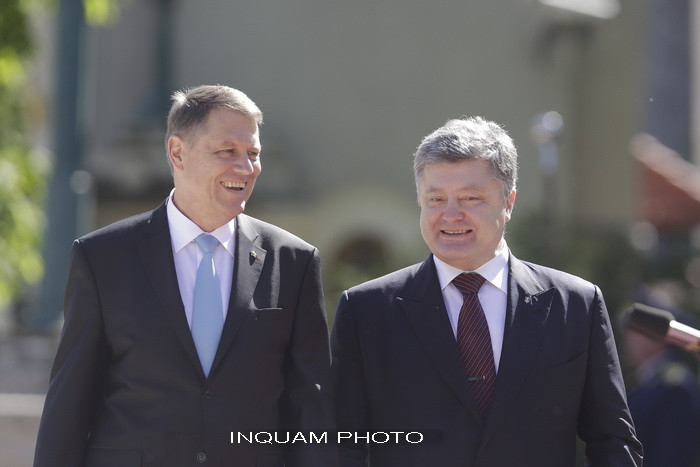 Presedintele Ucrainei, Petro Porosenko, primit la Palatul Cotroceni de presedintele Iohannis. Cele doua acorduri semnate