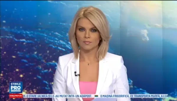 Doua carute, la intrecere pe un bulevard aglomerat din Constanta. Imaginile halucinante surprinse de un sofer