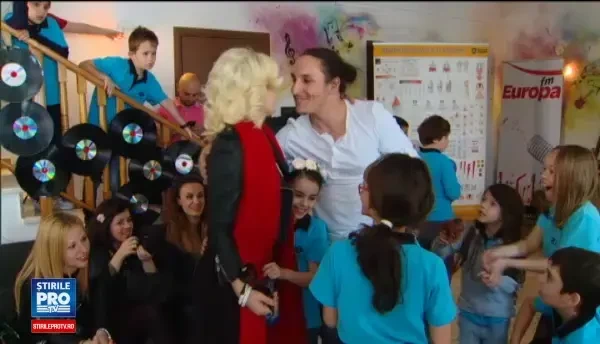 Scoala altfel: Ce-ar face copiii daca ar fi ministri pentru o zi si ce i-a raspuns Loredana celui mai tanar reporter