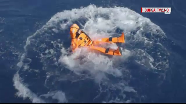 Ministrul norvegian al imigratiei a sarit in Marea Egee pentru "a intelege prin ce trec refugiatii". VIDEO