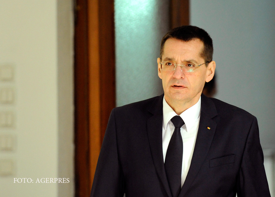 Ministrul de Interne, la Curtea de Apel. Ce ar fi discutat in 2013 in biroul premierului Victor Ponta cu un "baron local"