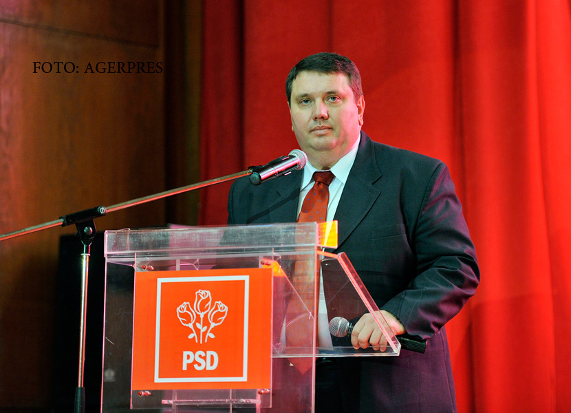 Adrian Duicu, fostul şef al CJ Mehedinţi, condamnat la 1 an şi 6 luni cu suspendare