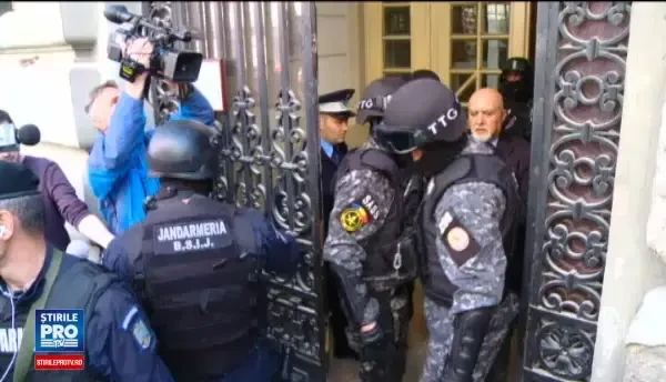 Unda verde pentru retragerea cetateniei lui Omar Hayssam. Iubesc Romania mai mult decat alta tara, oricum