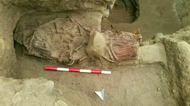 O mumie veche de 4.500 de ani, descoperita in Peru. Ce au gasit oamenii de stiinta in mormantul in care era ingropata