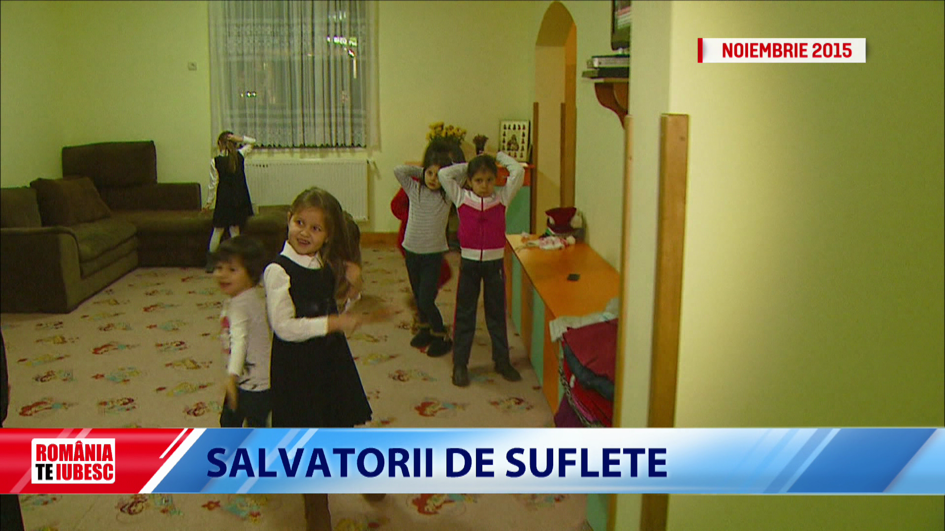 copiii din asezamantul de la Radauti