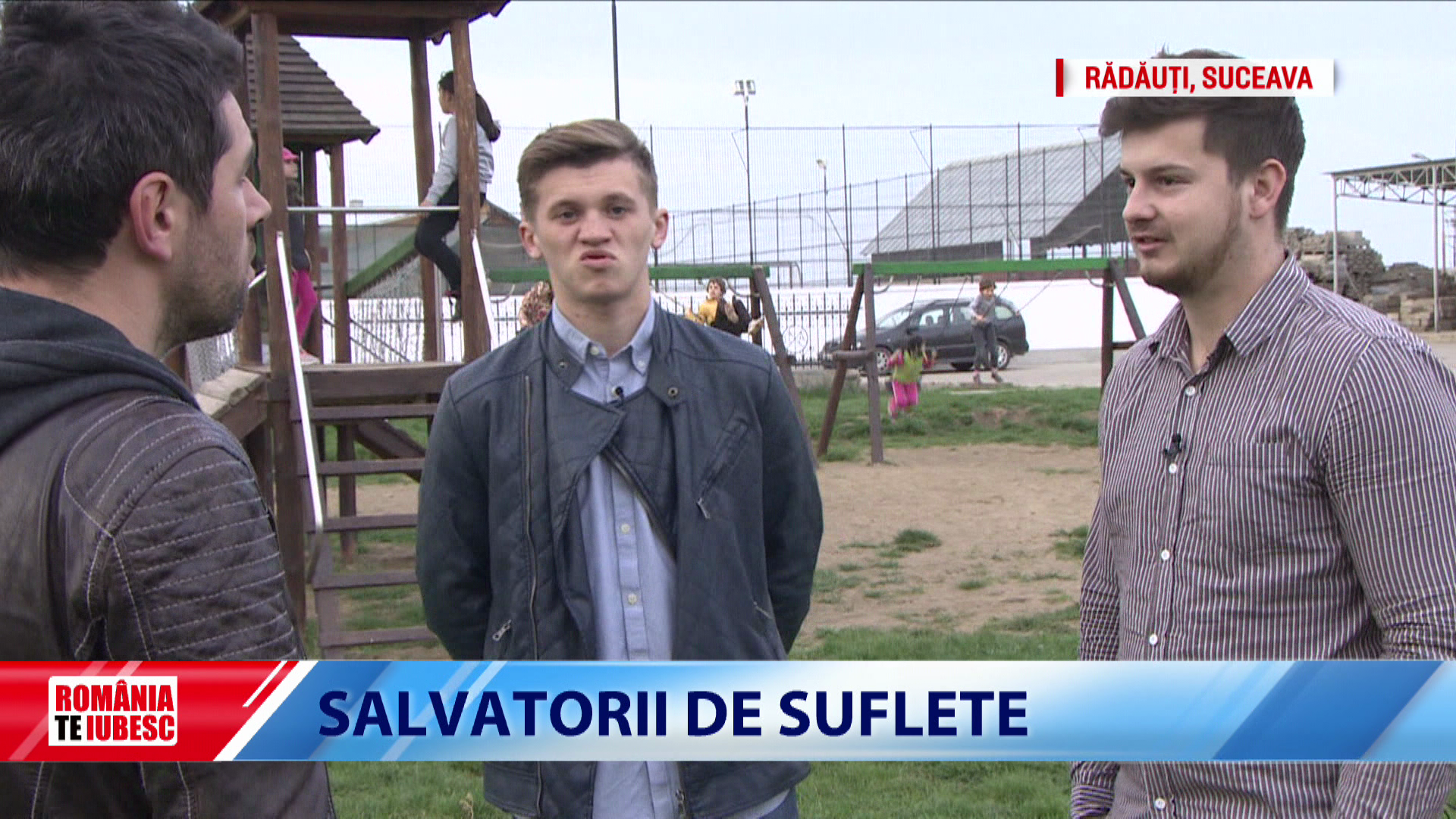 tineri din asezamantul de la Radauti