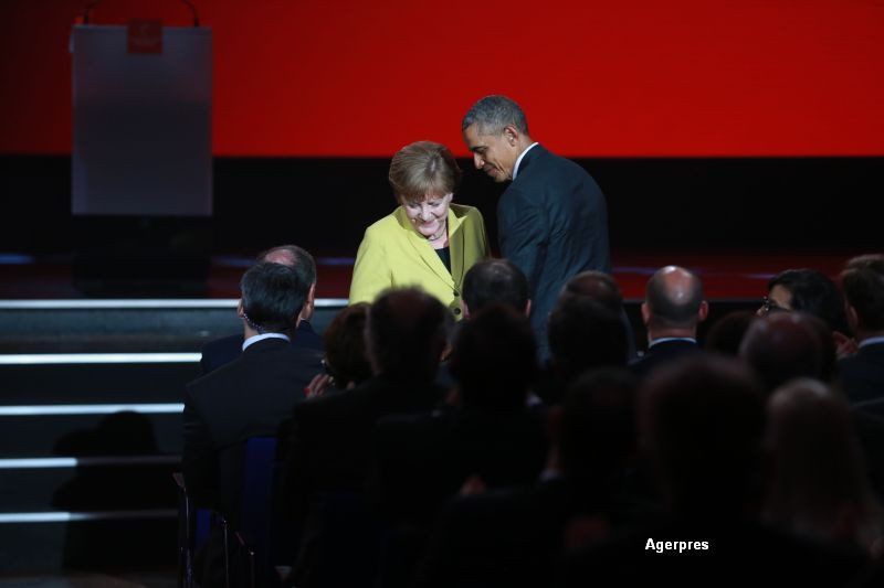 Barack Obama o lauda pe Angela Merkel pentru cum a gestionat criza imigrantilor. "Ea se afla de partea buna a istoriei"