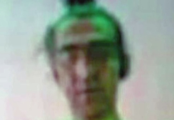 Il recunosti pe romanul din imagine? Suna de urgenta la 112. Ce se intampla in imaginile socante pe care le-a publicat online