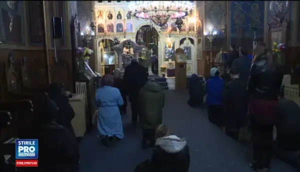 Saptamana Patimilor: doar 1 roman din 10 tine tot postul. Ce conditii pun preotii pentru a-i spovedi pe pacatosi