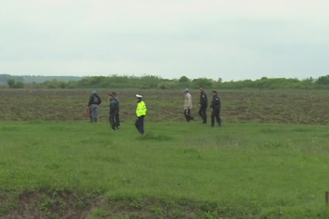 O fetita de 12 ani din Dambovita a disparut de acasa si a petrecut o noapte pe camp. Unde a fost gasita