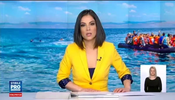 Momentul in care politistii de frontiera romani, aflati in misiune in Marea Egee, salveaza o barca plina de refugiati. VIDEO