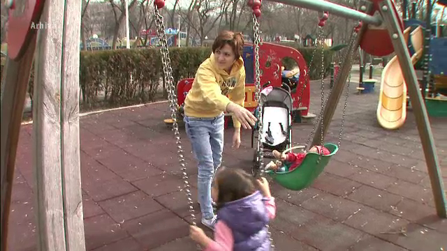 Cresterea indemnizatiilor pentru parinti s-ar putea intampla mai devreme de 1 iulie. Cand ar urma sa aiba loc majorarile