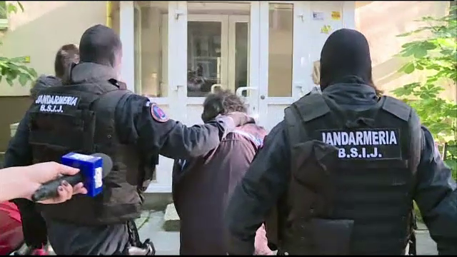 Barbatul din spatele povestii care a ingrozit Romania a fost prins. Vecinii au dat alerta dupa ce l-au vazut la Stirile ProTV