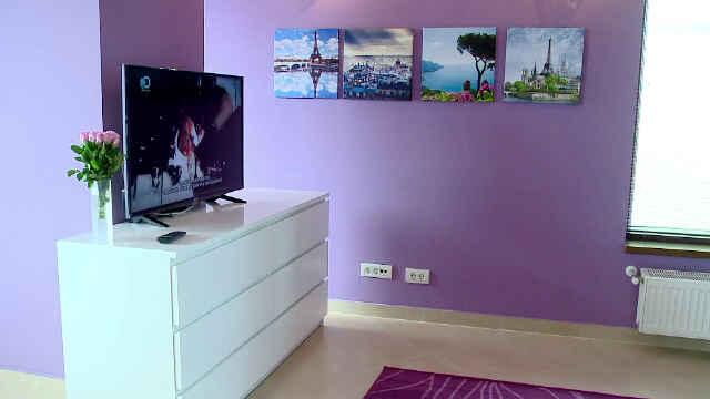 Primii turisti sositi pe litoral pentru 1 Mai isi cauta cazare. Cum arata camera care costa 15.000 de lei pentru patru nopti