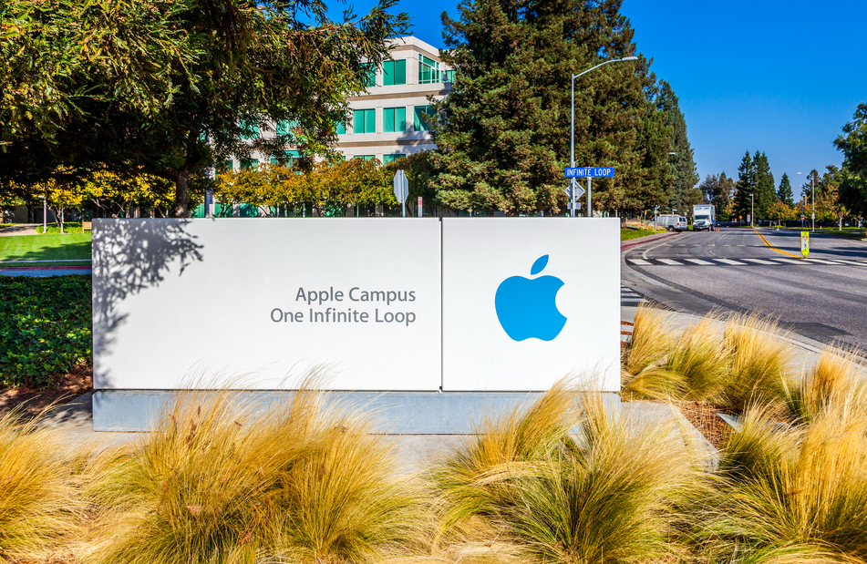 Un barbat a fost gasit mort intr-un sediu al companiei Apple. Ce au descoperit politistii langa el