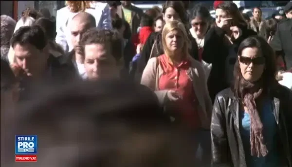 Romanii au mai putine zile libere in 2016. Ce risca firmele care isi pun angajatii sa munceasca de Sarbatori fara compensatie