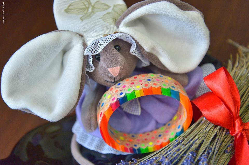 Consilierii de cadouri, ajutoarele Iepurasului de Paste. "M-a apucat plansul cand am primit acest dar"