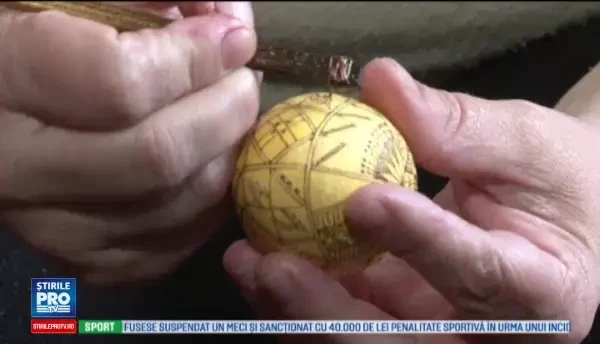 Arta de a decora ouale de Paste in Suceava. Cat dureaza incondeierea si cat costa sa inveti mestesugul